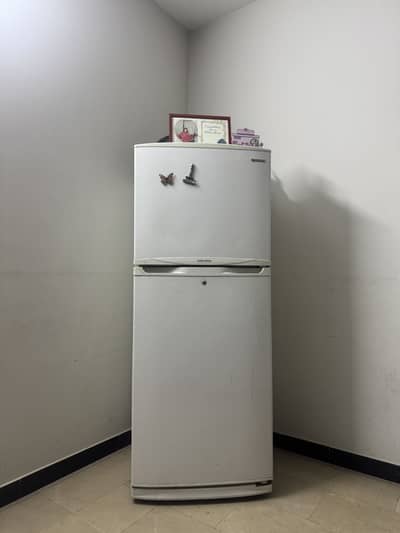 Samsung Cooltech Fridge - Excellent Condition - 100% Working