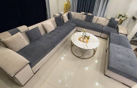 Decent Comfortable Sofa Set.