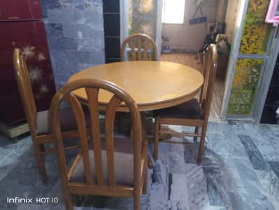 dining table with four chair