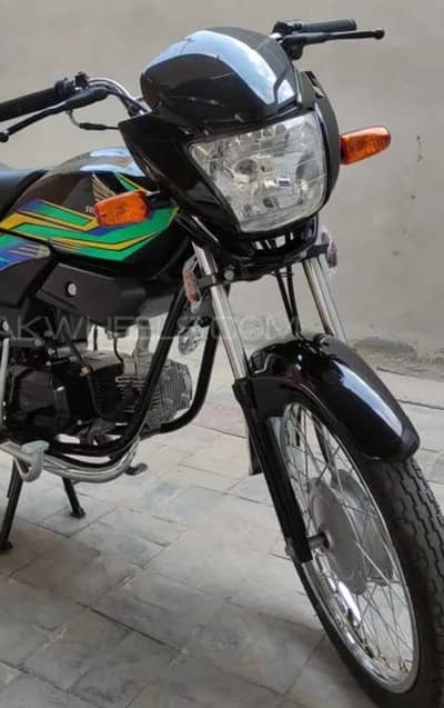 saaf suthri one hand slightly used 2022/23 bike fresh like 2026