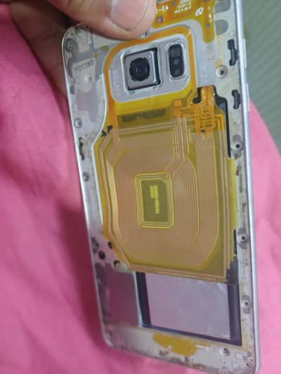 Samsung s6 Edge &  edge+ s7 edge all parts available. . . 03214695431