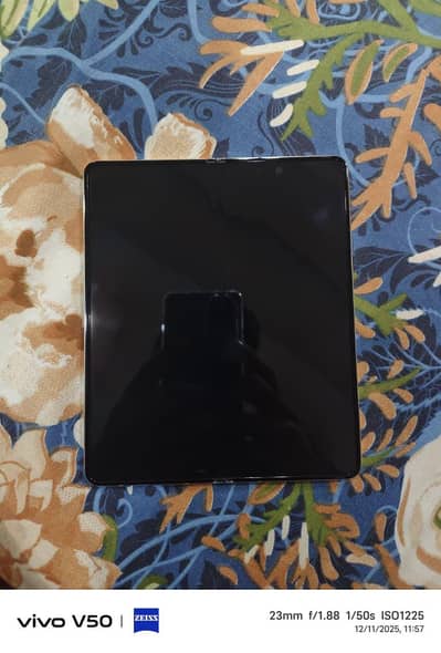 Samsung Galaxy Z fold 5 12/512