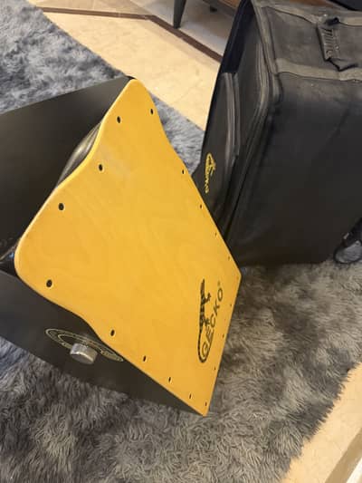Gecko CL99 cajon for sale in Excellent condition 