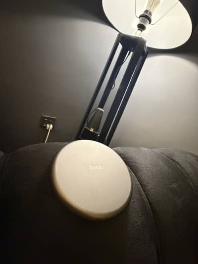 HOCO Wireless Charger for Sale – Fast Charging 