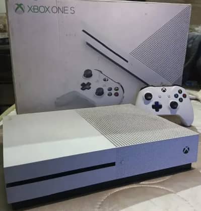 Xbox one S 1TB jailbreak with 2 controller