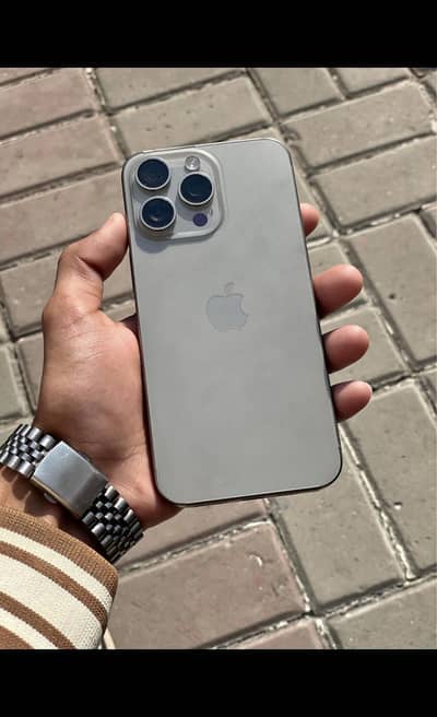 Iphone 15 pro max bypass