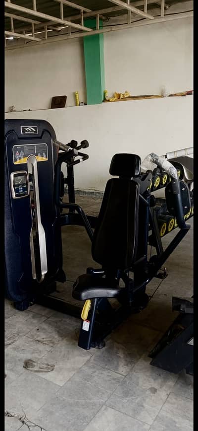 Chest Press machine (Imported MBH Fitness)