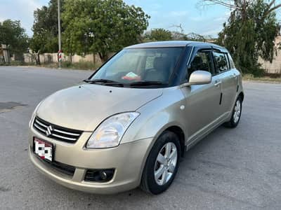 SUZUKI SWIFT DLX AUTOMATIC 2015