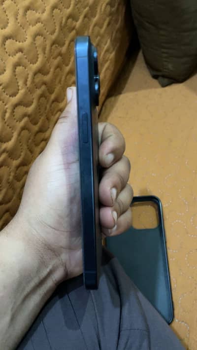 I phon 15 pro max 256 gb