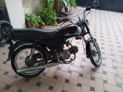 Super Power Model 2010 black .