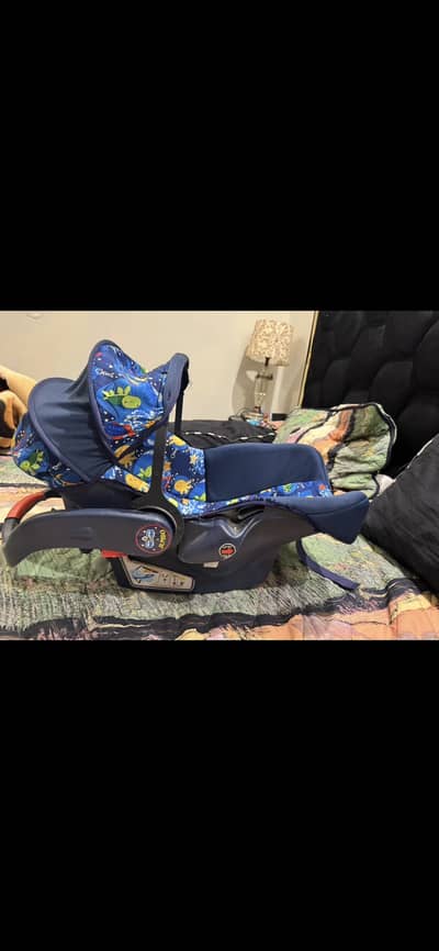 Car seat carry cot with sun shade