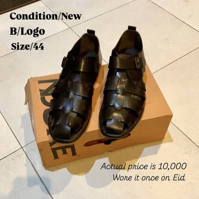 New branded Sandals and sneakers for sale.
