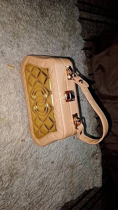 new bag hai 0ne time use kia hai