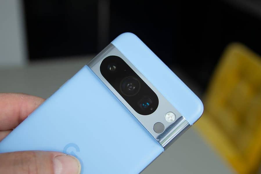 Google Pixel 8 Pro 2