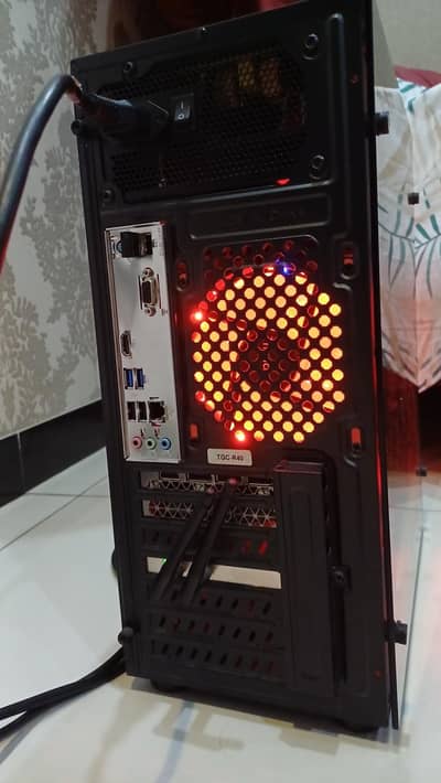 pc & screen for sale - RTX 3060 12 GB,  Core i5 11th Gen