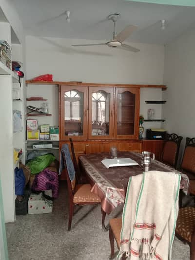 1st floor upper portion for rent in I-10 (hiring)