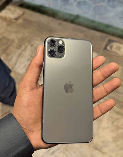 I phone 11 pro max 4 month sim time