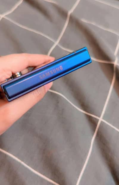 brand new condition colour blue samsung