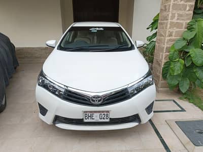 Toyota Corolla Gli Automatic 2016 New Key Excellent Condition in DHA