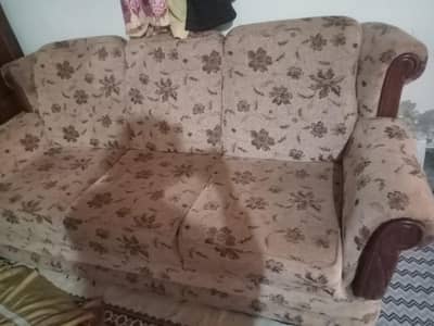 sofa +two tarpai set