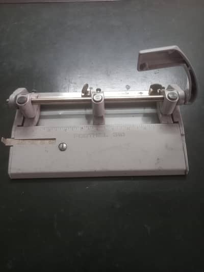 SKILCRAFT 3 Hole Paper Punch (10mm)