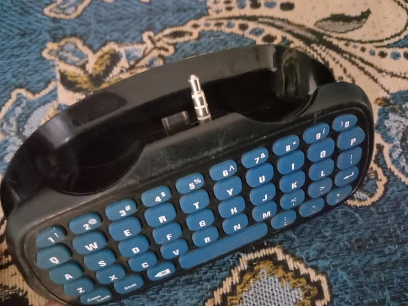 Wireless Keyboard PS4 Controller 1