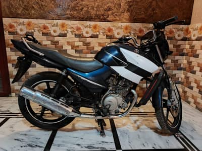 Yamaha YBR-125 (2015) Lahore Nbr