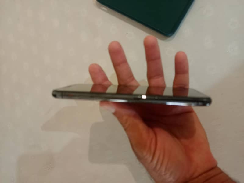 iPhoneX really mint condition 5