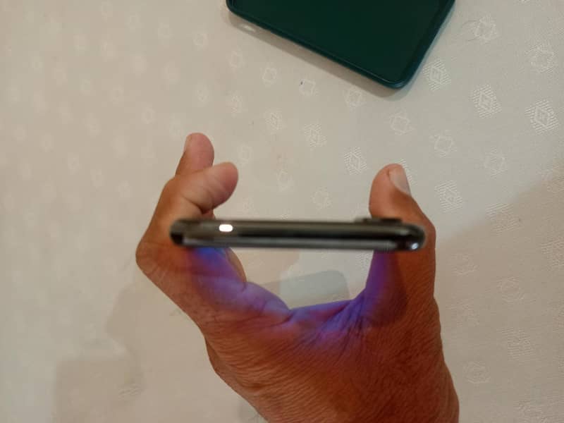 iPhoneX really mint condition 8