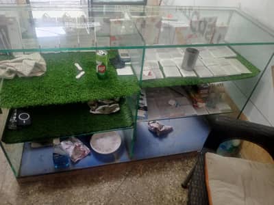 mobile shop glass counter