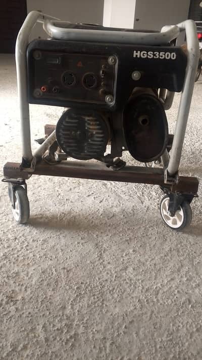 Hyundai Gas and petrol Generator 3 KW (HGS3500 model)
