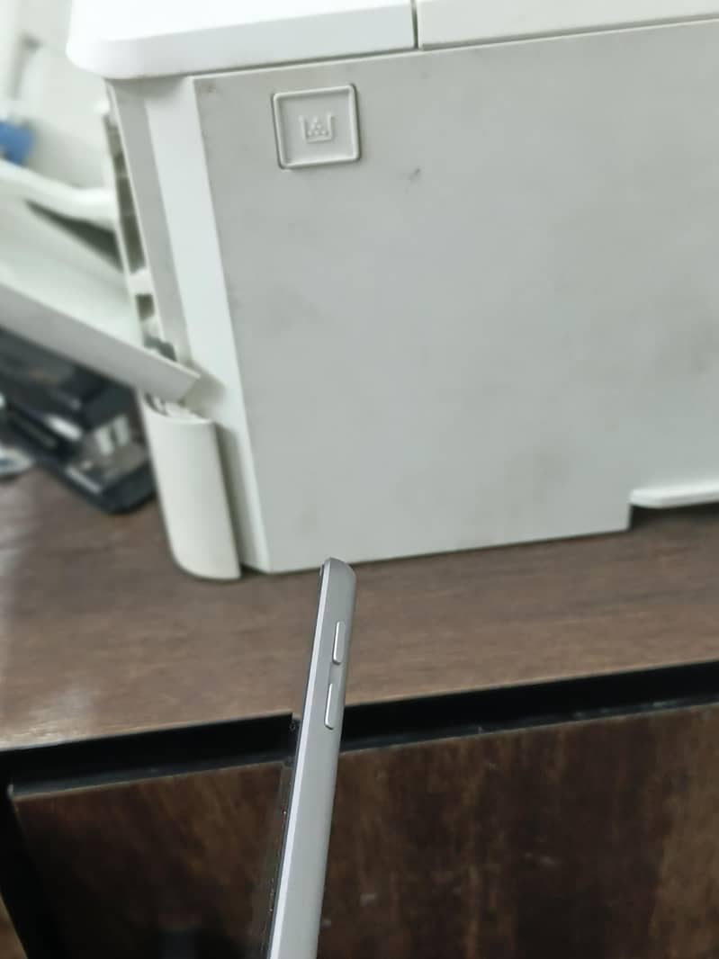 IPad 6th Generation 4