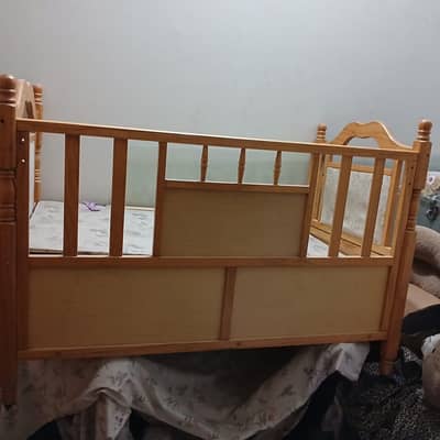 Kids bed for sale