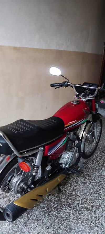Honda 125 Bike For sale. WhatsApp number/03487390292)