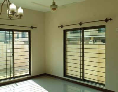 Perfect 427 Square Yards House In Askari 5 - Sector H For Sale