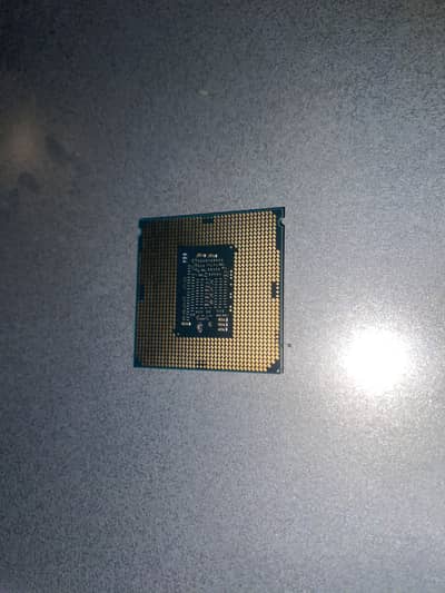 Intel Xeon E3-1270 v5 Processor (i7-6th Gen Equivalent) - 10/10