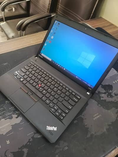 Lenovo ThinkPad Edge E430 Core™ i3 2nd Gen 4GB Ram 320 GB HDD