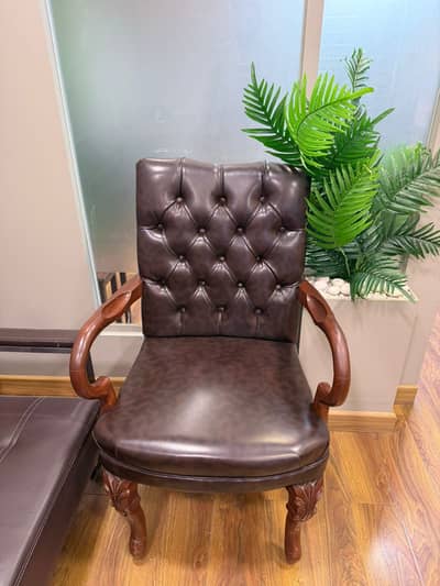 Sofa 5 Seater 3 Tables 2 Executive Chairs