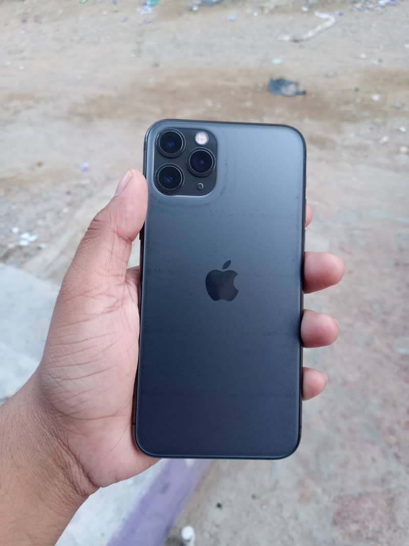 iPhone 11 pro 3