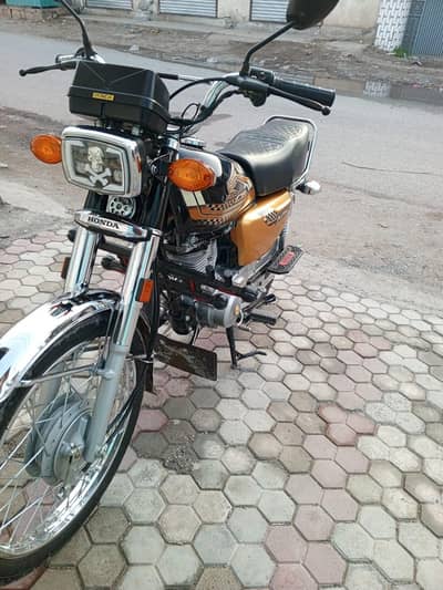 Honda CG 125 2025 model with double Saman with digital meter