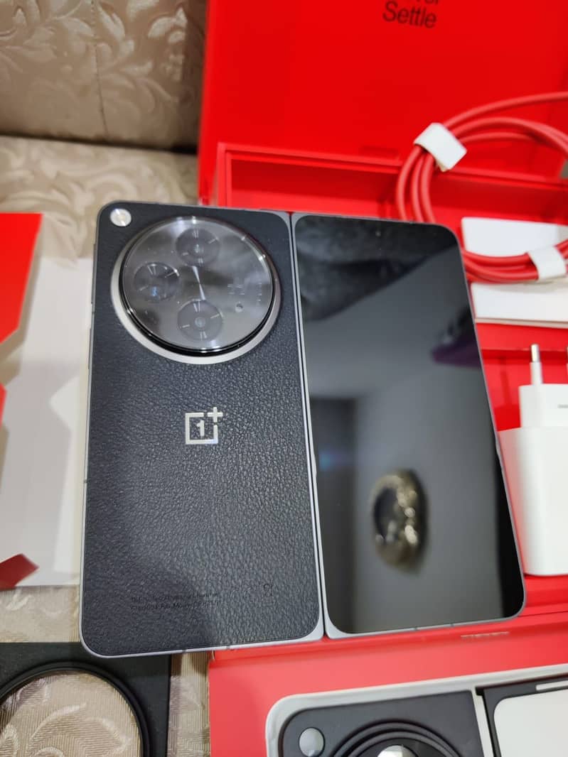 One plus open foldable 4