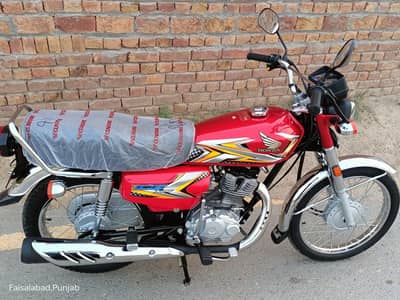 Honda 125 model 24/25 Punjab number