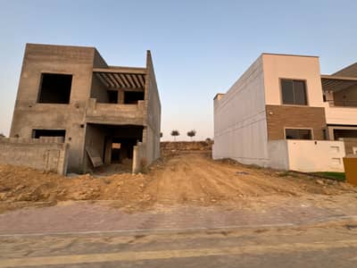 125 Sq Yd Grey Structure Villa For Sale Precinct 11B, Bahria Town Karachi 10 Min From Main Gate | 3/4 Bedroom Planning Under Construction | Save Up To Rs. 2 Million &Amp; Finish Your Villa Your Way Call For Details.
