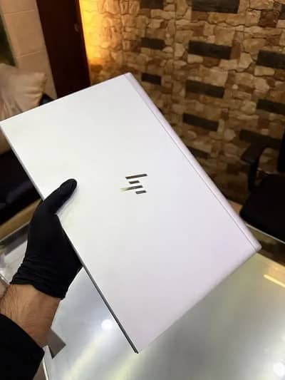 HP Elitebook i7 11th Gen 15” Screen 2 GB Graphics 16 GB RAM