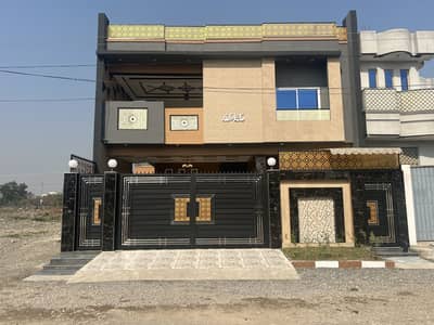 10 Marla Brand New Luxury House For Sale