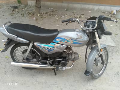 Honda CD 70 dream new