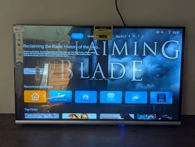 32 inches borderless smart Tv