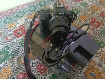 Canon EOS R50  Specification