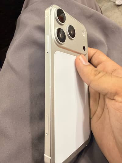 Xr convert to iphon17pro