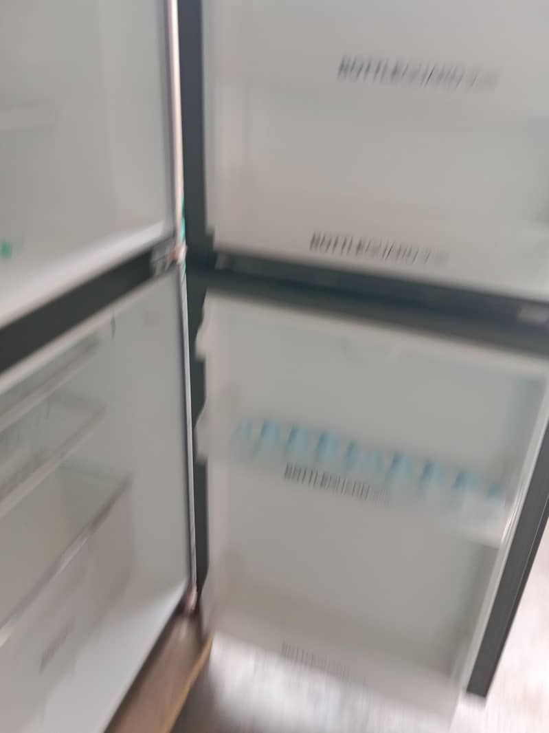 ایک سال ھوا ھے لئے ہوے بہت اچھی کنڈیشن ہے کنڈیشن 9/10 0